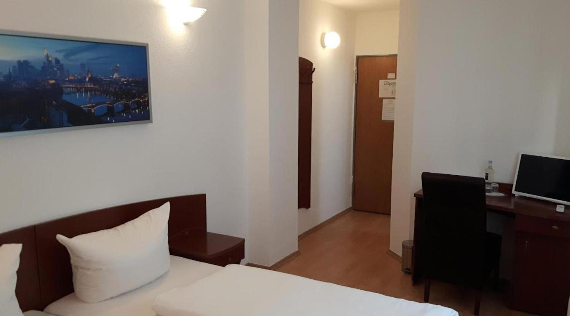 Hotel Aurelia フランクフルト エクステリア 写真