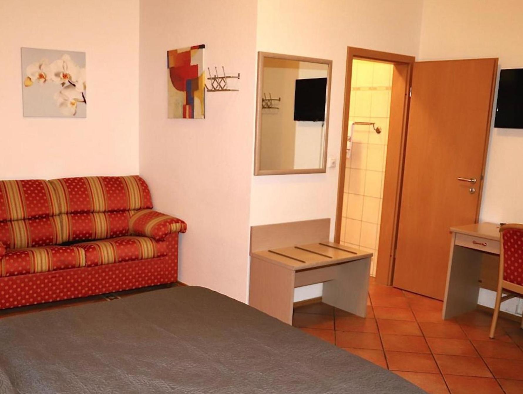 Hotel Aurelia フランクフルト エクステリア 写真