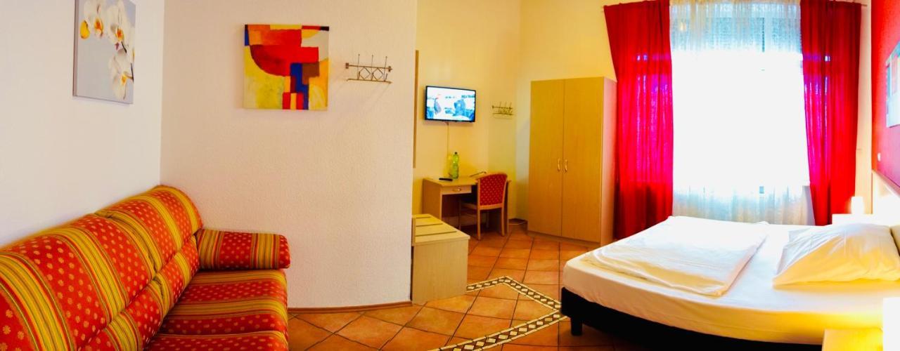 Hotel Aurelia フランクフルト エクステリア 写真